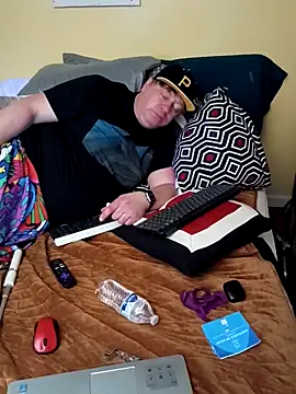 Snapshot of Mic_Oxinner chatting on 29, 4, 2026 Mic Oxinner online show from 29, 4, 2026