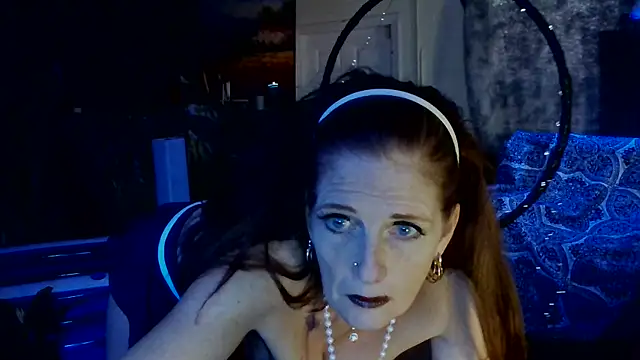Avaivory online show from 6, 2, 2025
