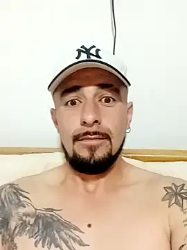 Snapshot of fire_menxxx001 chatting on 5, 2, 2025 fire menxxx001 online show from 5, 2, 2025