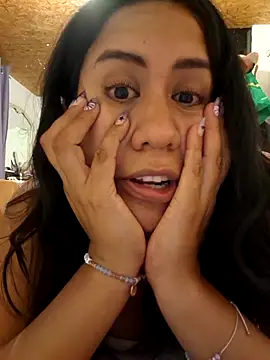 Snapshot of KasiaVenus_ chatting on 18, 10, 2025 KasiaVenus online show from 18, 10, 2025