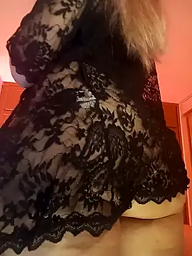Snapshot of FREYJA- chatting on 4, 2, 2025 FREYJA- online show from 4, 2, 2025