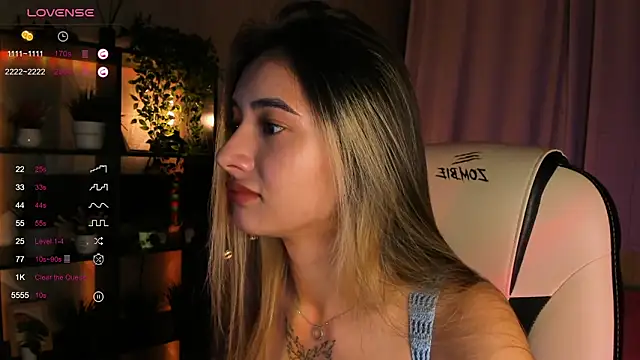 Snapshot of DarlaLike chatting on 27, 9, 2025 DarlaLike online show from 27, 9, 2025