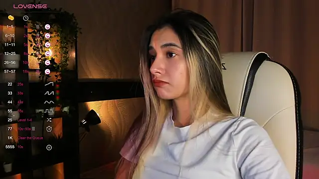 Snapshot of DarlaLike chatting on 15, 10, 2025 DarlaLike online show from 15, 10, 2025