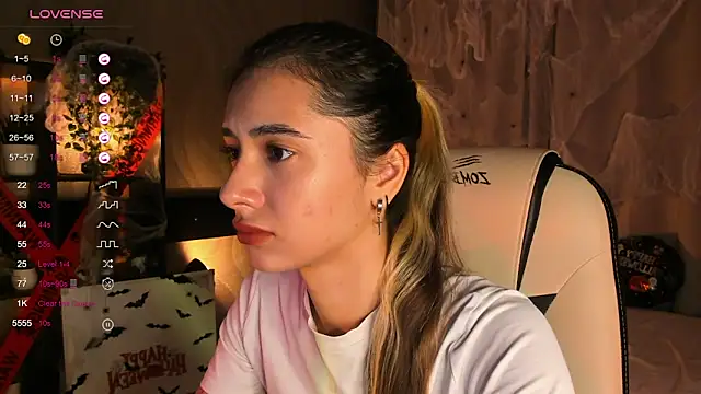 Snapshot of DarlaLike chatting on 16, 10, 2025 DarlaLike online show from 16, 10, 2025