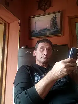 Snapshot of Viause_Kentauelle chatting on 12, 10, 2025 Viause Kentauelle online show from 12, 10, 2025