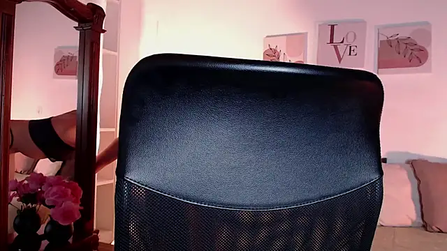 madisex s online show from 12, 9, 2025