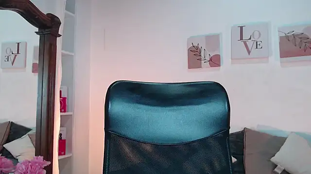 madisex s online show from 18, 9, 2025