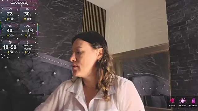 charlotte  G online show from 20, 12, 2025