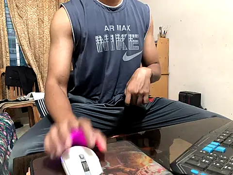 Zeuhorny online show from 3, 12, 2024