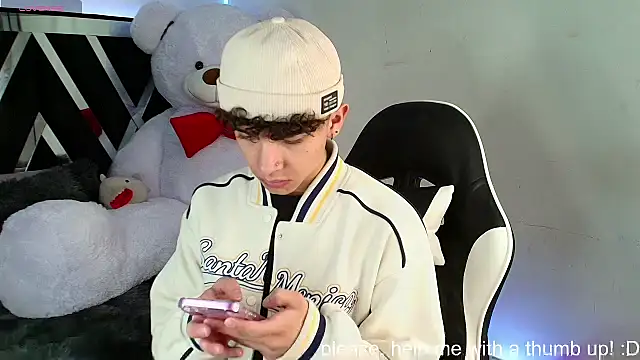 Niico Cruz online show from 2, 2, 2025