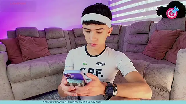 Niico Cruz online show from 15, 9, 2025