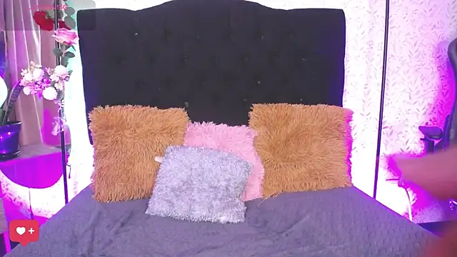 Snapshot of alicee_laurent chatting on 6, 10, 2025 alicee laurent online show from 6, 10, 2025