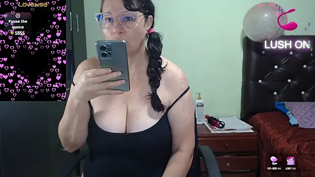 Snapshot of hairyglad69 chatting on 28, 2, 2025 hairyglad69 online show from 28, 2, 2025