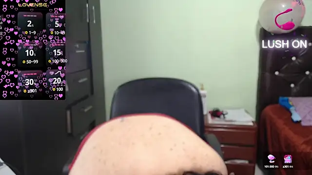 Snapshot of hairyglad69 chatting on 1, 3, 2025 hairyglad69 online show from 1, 3, 2025