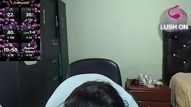 Snapshot of hairyglad69 chatting on 19, 9, 2025 hairyglad69 online show from 19, 9, 2025