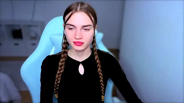 StellaLawless online show from 20, 9, 2025