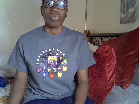 Snapshot of Sweet_Bear chatting on 3, 2, 2025 Sweet Bear online show from 3, 2, 2025