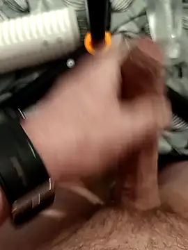 Snapshot of Horny_Lovers_97_33 chatting on 2, 2, 2026 Horny Lovers 97 33 online show from 2, 2, 2026