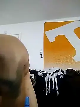 ILive2plezz online show from 5, 10, 2025