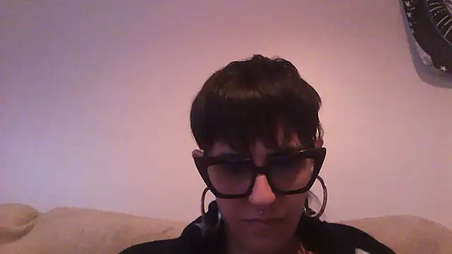 Snapshot of nickfxx chatting on 16, 5, 2026 nickfxx online show from 16, 5, 2026