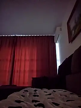 Snapshot of denisxlRo chatting on 7, 12, 2024 denisxlRo online show from 7, 12, 2024