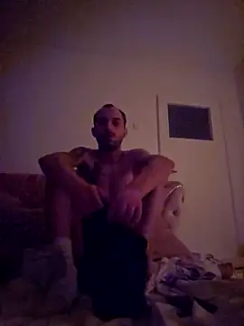 Snapshot of denisxlRo chatting on 4, 3, 2025 denisxlRo online show from 4, 3, 2025