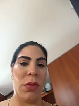 Snapshot of valecruz903 chatting on 4, 2, 2026 valecruz903 online show from 4, 2, 2026