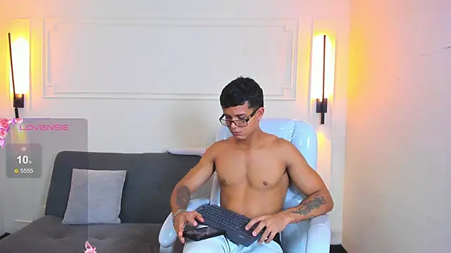 Paradise boy s online show from 1, 5, 2026