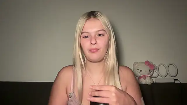 Allylove03 online show from 15, 6, 2026