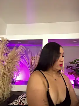 Snapshot of Sheeryl__ chatting on 7, 5, 2026 Sheeryl online show from 7, 5, 2026