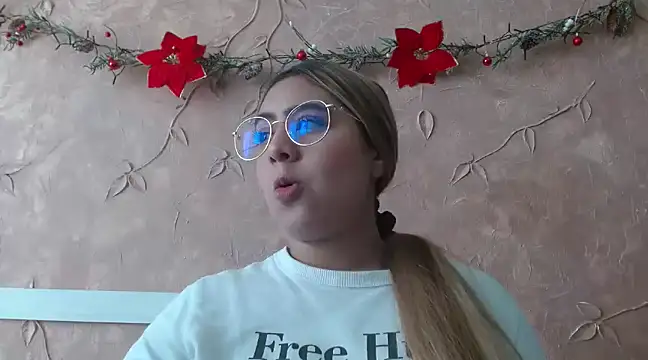 Miabonnett  online show from 18, 12, 2024