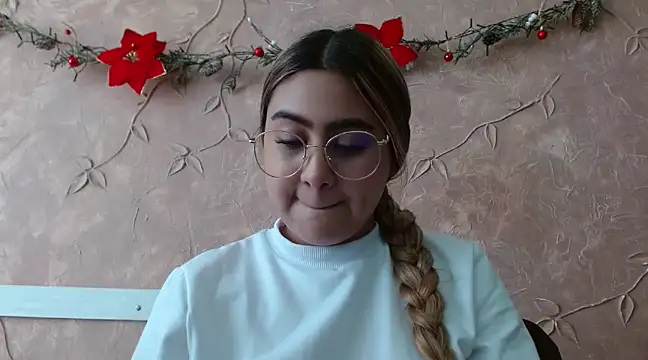 Miabonnett  online show from 26, 12, 2024