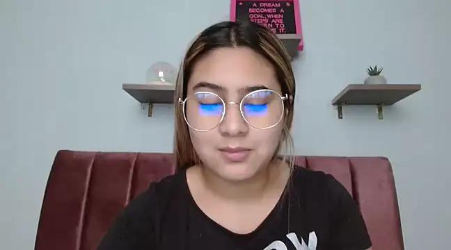 Miabonnett  online show from 29, 12, 2024