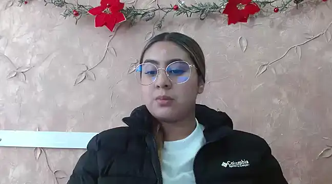 Miabonnett  online show from 8, 1, 2025