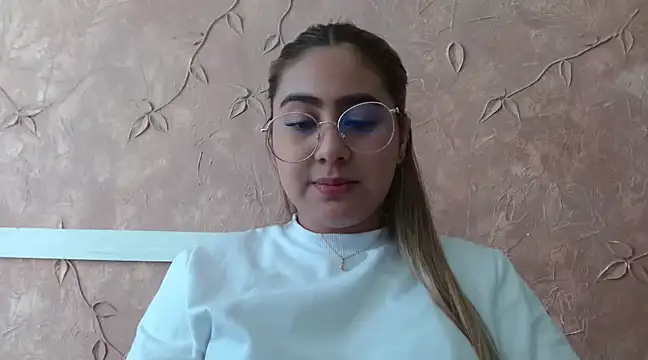 Miabonnett  online show from 23, 1, 2025