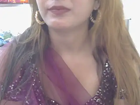 Snapshot of Model-Tanya chatting on 12, 3, 2025 Model-Tanya online show from 12, 3, 2025