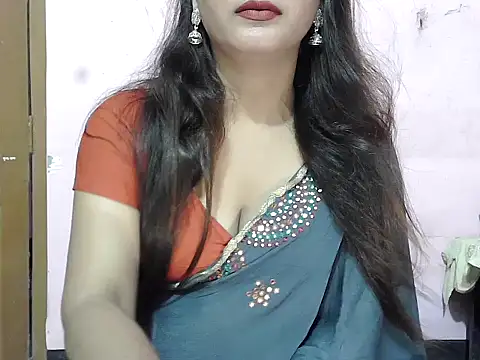 Snapshot of Model-Tanya chatting on 25, 10, 2025 Model-Tanya online show from 25, 10, 2025