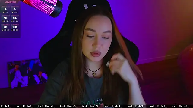 Emili1- online show from 10, 4, 2026