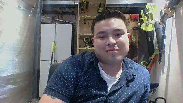 Snapshot of DirtyRcride chatting on 28, 12, 2024 DirtyRcride online show from 28, 12, 2024