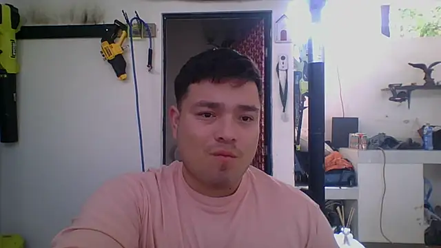 Snapshot of DirtyRcride chatting on 30, 12, 2024 DirtyRcride online show from 30, 12, 2024