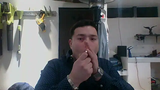 Snapshot of DirtyRcride chatting on 1, 1, 2025 DirtyRcride online show from 1, 1, 2025