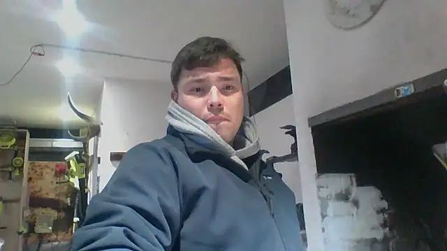 Snapshot of DirtyRcride chatting on 10, 1, 2025 DirtyRcride online show from 10, 1, 2025