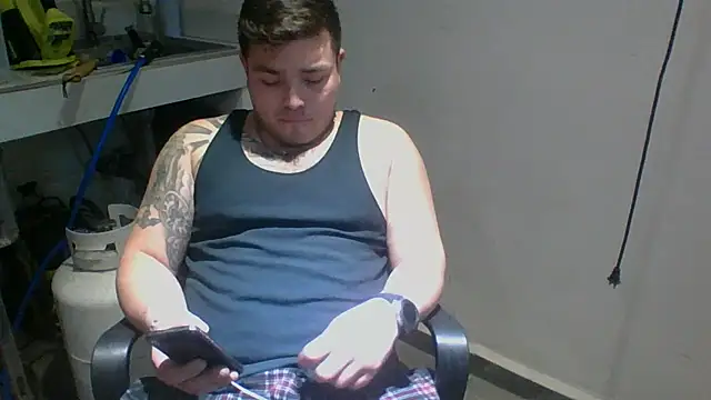 Snapshot of DirtyRcride chatting on 29, 1, 2025 DirtyRcride online show from 29, 1, 2025