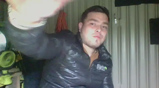 Snapshot of DirtyRcride chatting on 13, 2, 2025 DirtyRcride online show from 13, 2, 2025