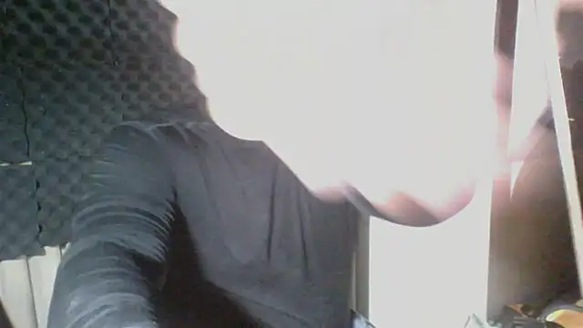 Snapshot of DirtyRcride chatting on 1, 3, 2025 DirtyRcride online show from 1, 3, 2025