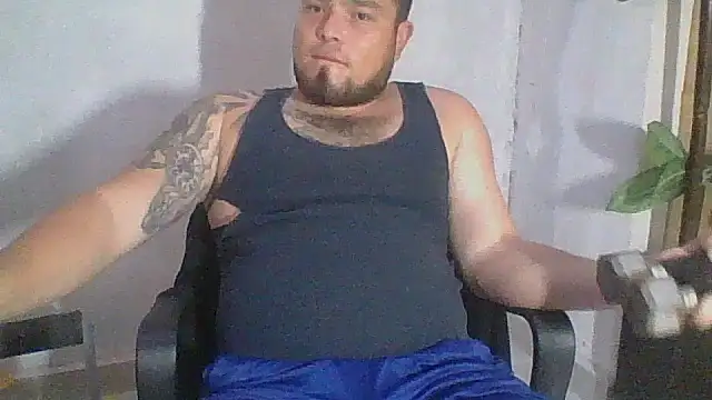 Snapshot of DirtyRcride chatting on 22, 9, 2025 DirtyRcride online show from 22, 9, 2025