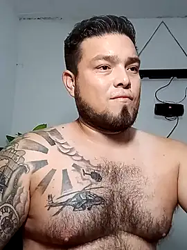 Snapshot of DirtyRcride chatting on 1, 10, 2025 DirtyRcride online show from 1, 10, 2025