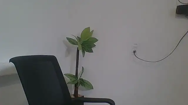 Snapshot of DirtyRcride chatting on 5, 10, 2025 DirtyRcride online show from 5, 10, 2025