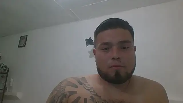 Snapshot of DirtyRcride chatting on 16, 10, 2025 DirtyRcride online show from 16, 10, 2025