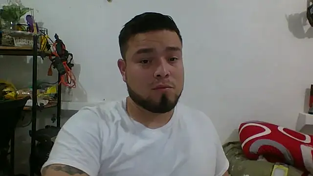 Snapshot of DirtyRcride chatting on 2, 11, 2025 DirtyRcride online show from 2, 11, 2025